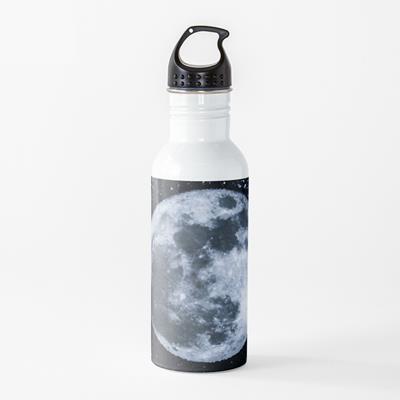 That's No Moon! Oh Wait...